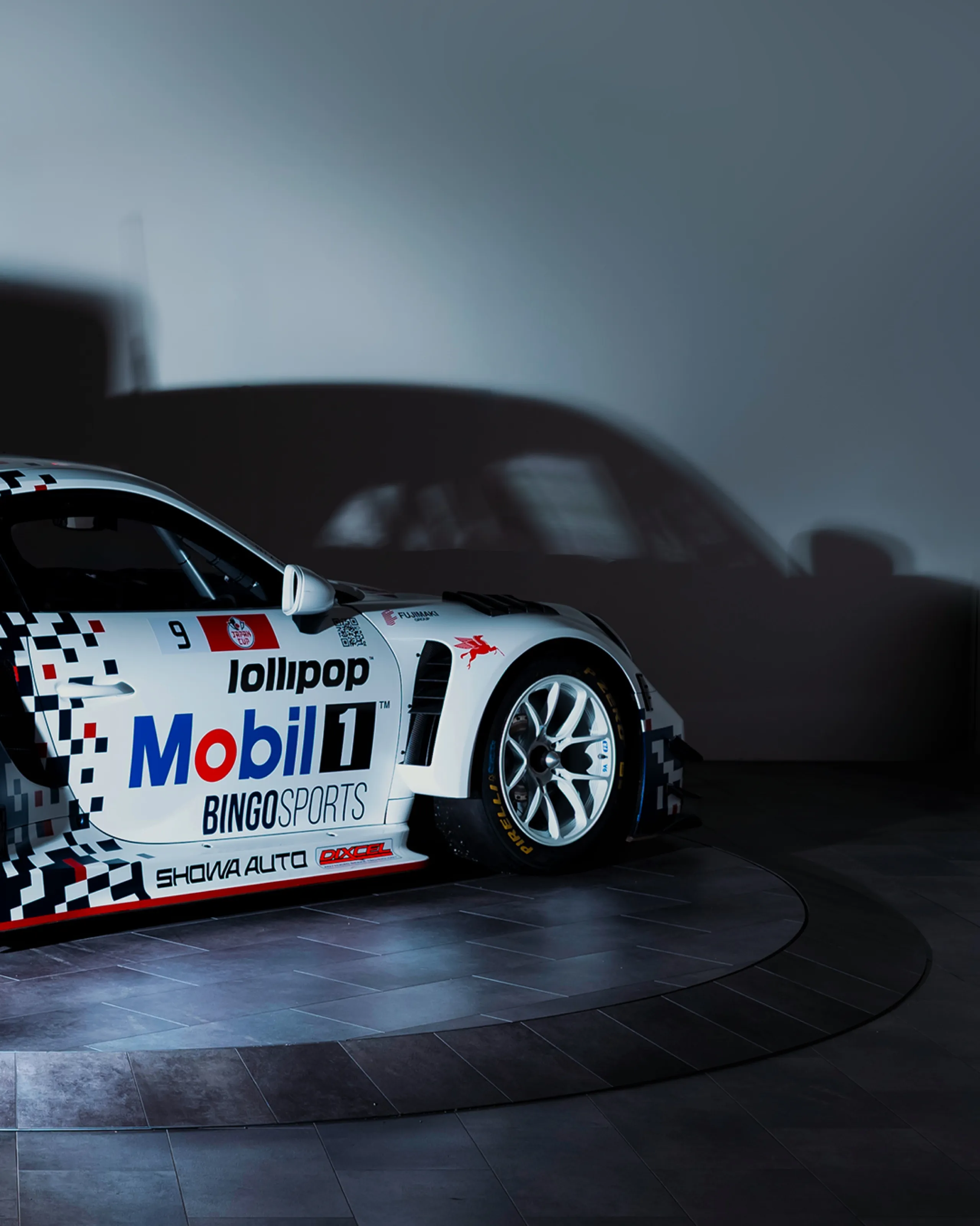 The Lollipop Racing Porsche livery, side